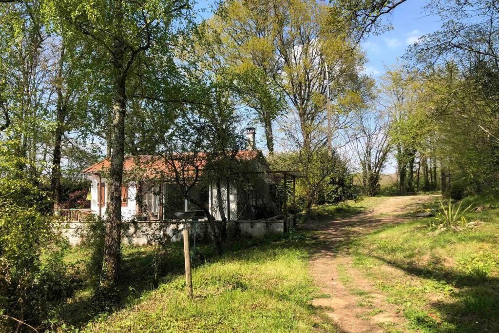 La Petite Maison Au Bord De L'Etang Chirac  Екстериор снимка